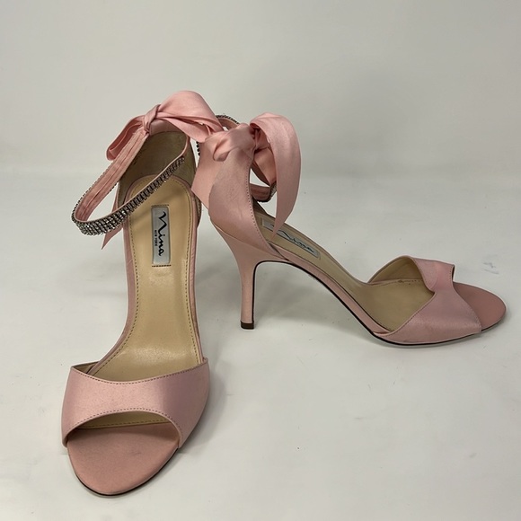 BRAND NEW* Nina Pink Bow tie Heels - Picture 6 of 6